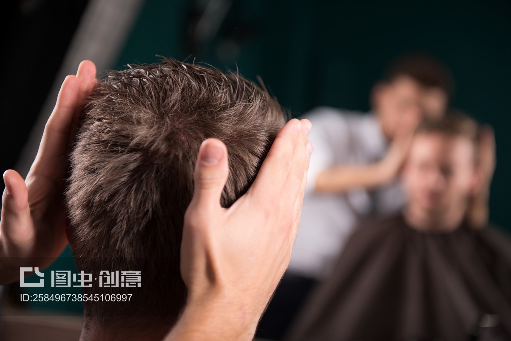 专业美发沙龙professional hairdressing salon