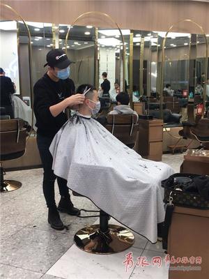 “预约满了”!二月二,青岛美发行业“龙抬头”